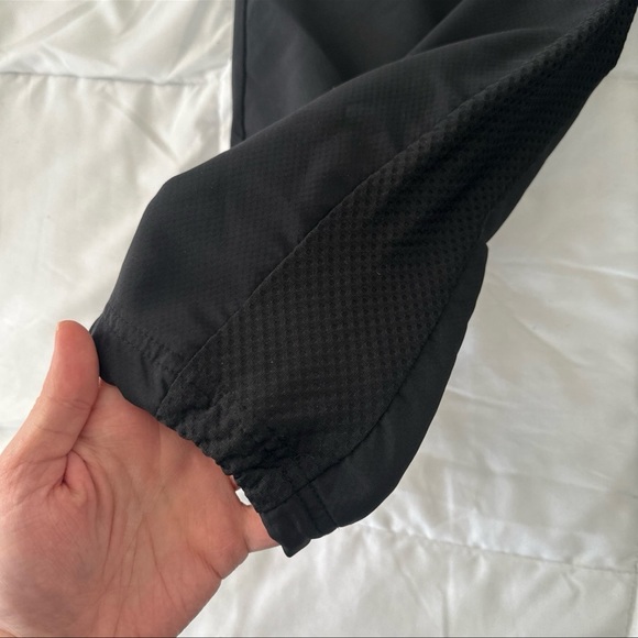 Long Fit Adidas Climacool Black Shorts - Picture 4 of 5